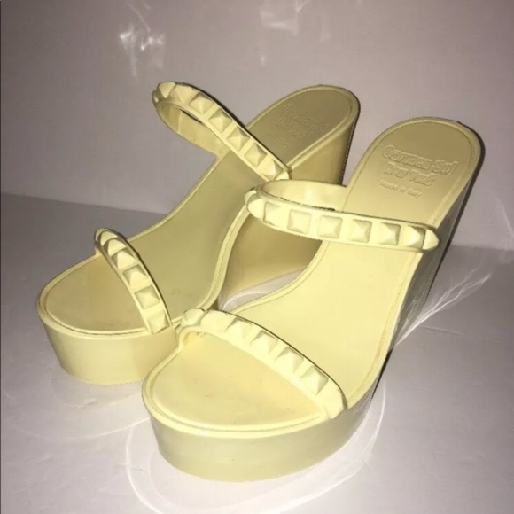 carmen sol tonino wedge